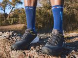 Zokni Compressport Pro Racing Socks v4.0 Trail - sodalite/fluo blue